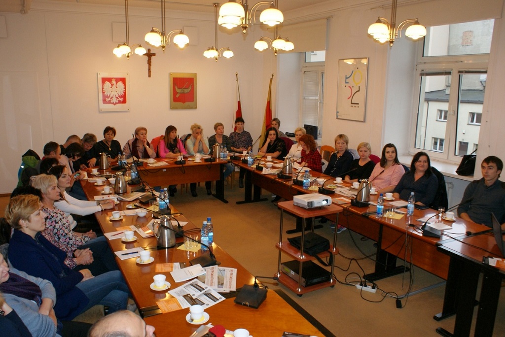Read more about the article Regionalne Forum Ekonomii Społecznej – spotkanie w Jędrzejowie
